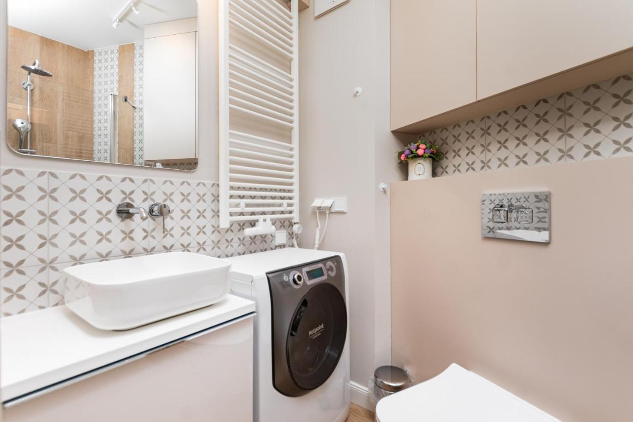 Apartament Solidarnosci By Your Freedom Warsaw Exterior photo